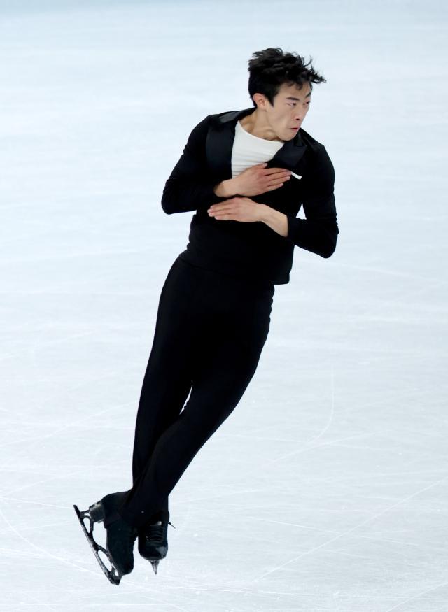 沙巴体育官网-陈巍vs羽生：波西米亚主义者的理想追逐