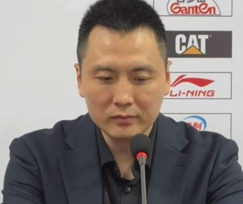 沙巴体育-上海胜宁波发布会！卢伟赞高命中率，回应白边伤势，给足宁波肯定